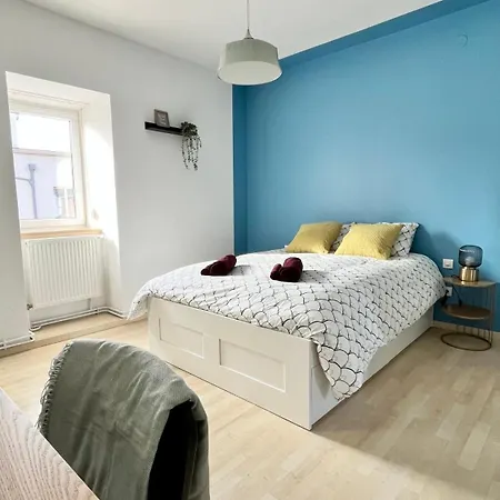 Family-friendly Duplex - Near Center - Free Parking - Wifi