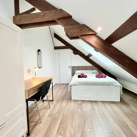 Lejlighed Le 1900 - Spacious & Charming Duplex - 3 Br