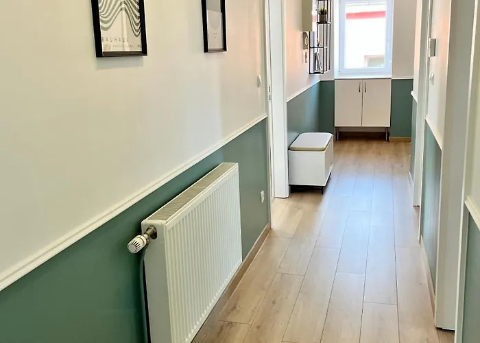 Family-friendly Duplex - Near Center - Free Parking - Wifi *