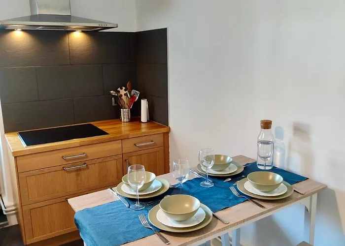 Lejlighed Le 1900 - Spacious & Charming Duplex - 3 Br *