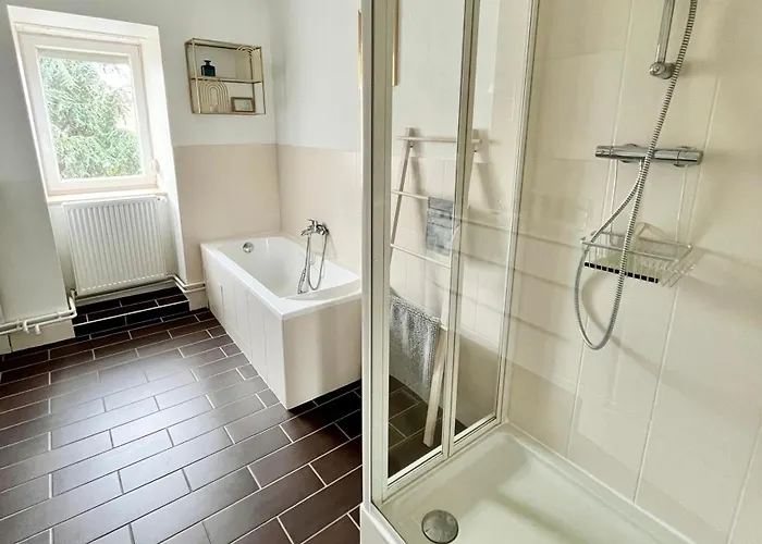 Lejlighed Le 1900 - Spacious & Charming Duplex - 3 Br *